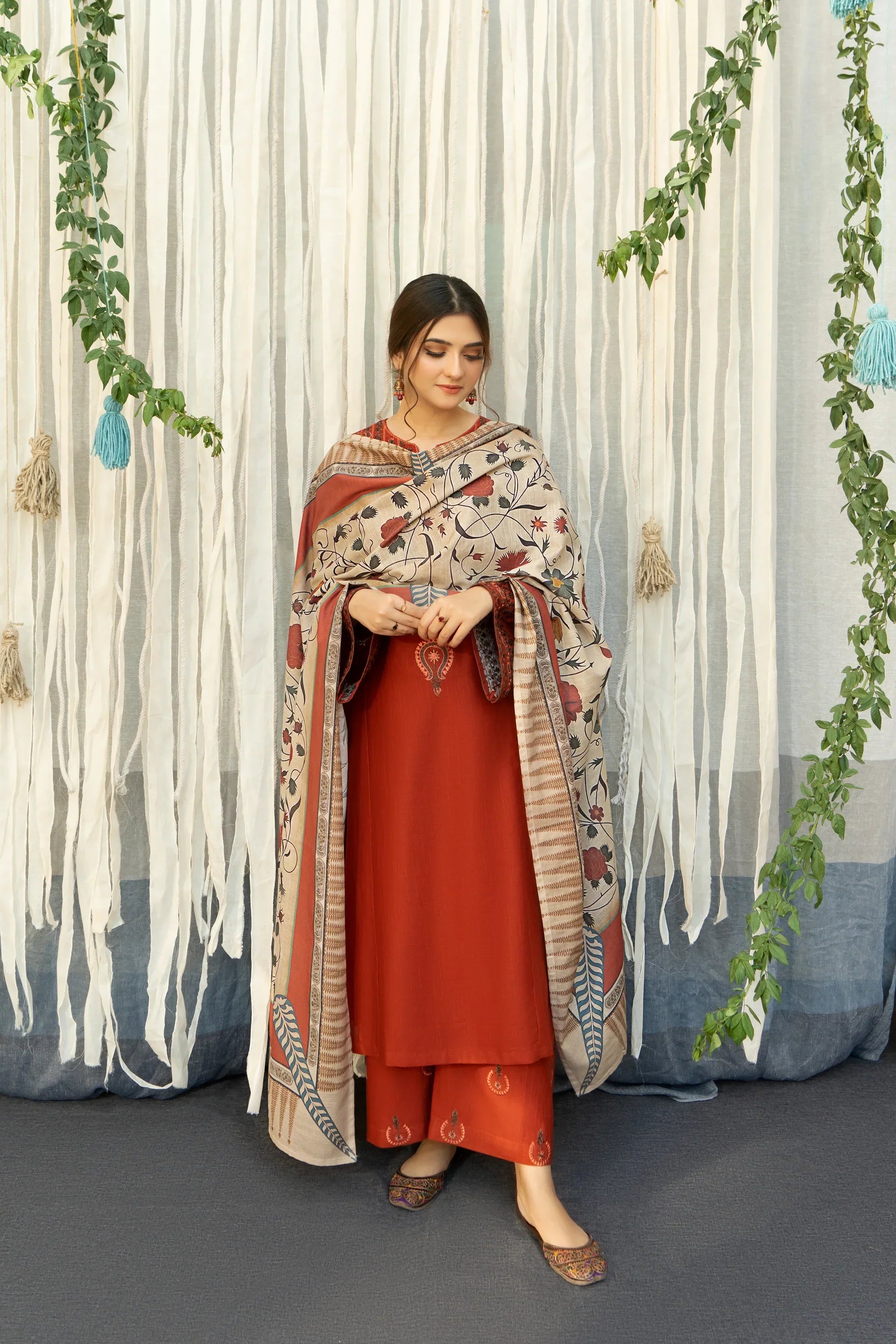 Urge - 3PC Dhanak Embroidered Suit - USME-015001