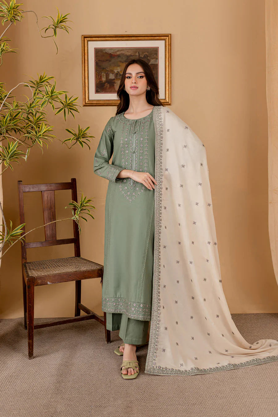 BATIK - 3PC Dhanak Embroidered Suit - USME-05037