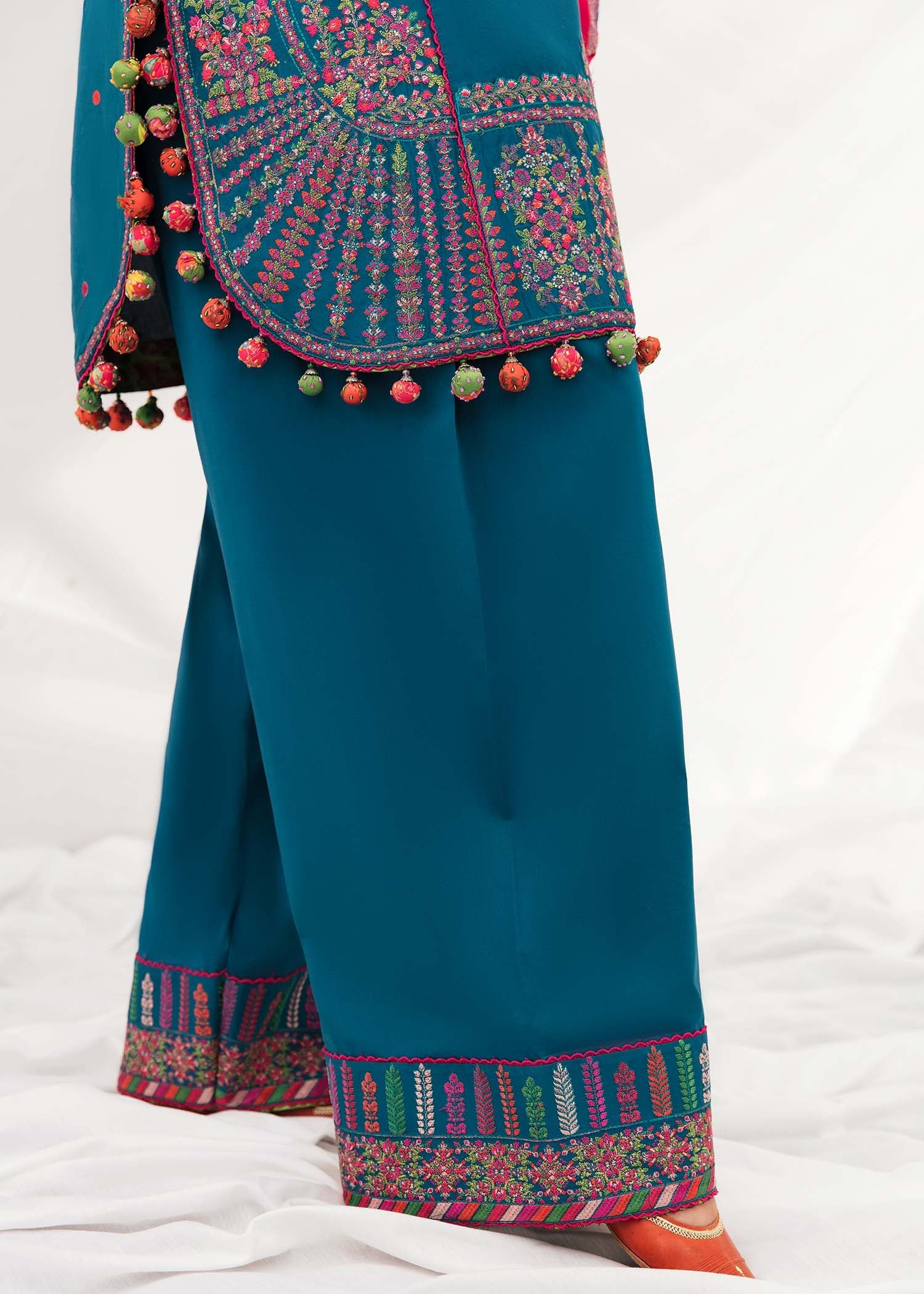 Hussain Rehar - 3PC Luxury Dhanak Embroidered Suit - USME-015057