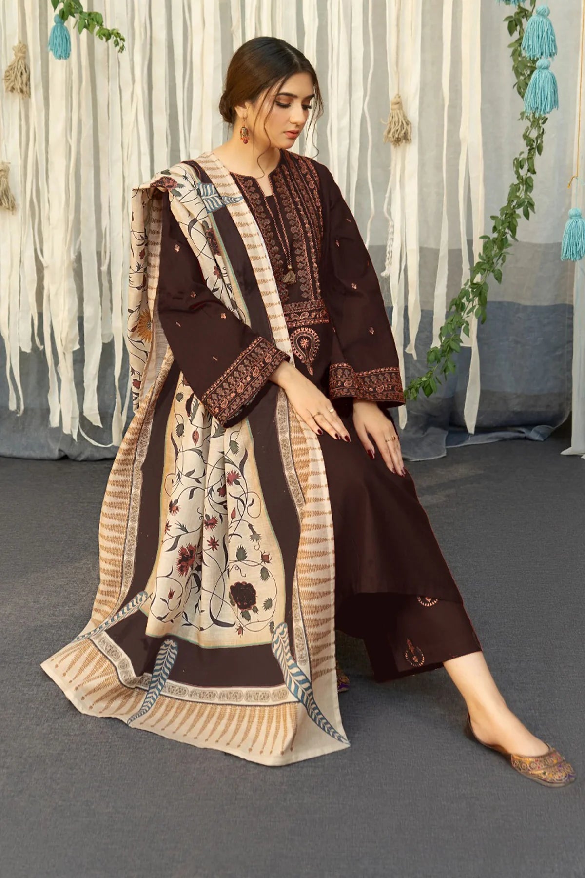 Aisling - 3PC Lawn  Embroidered Suit - USME-09014