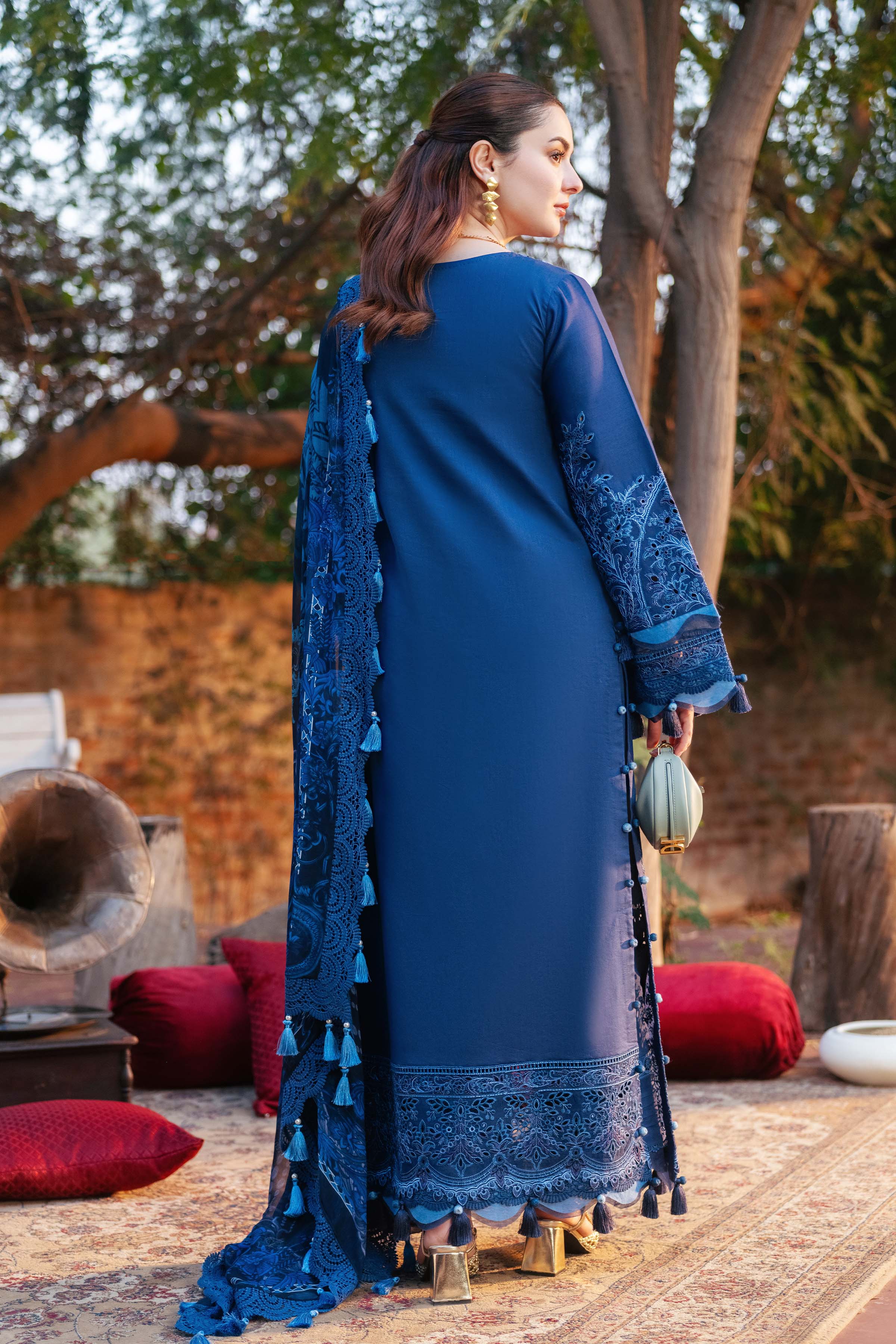 JADE - 3PC Luxury Dhanak Embroidered Suit - USME-014043