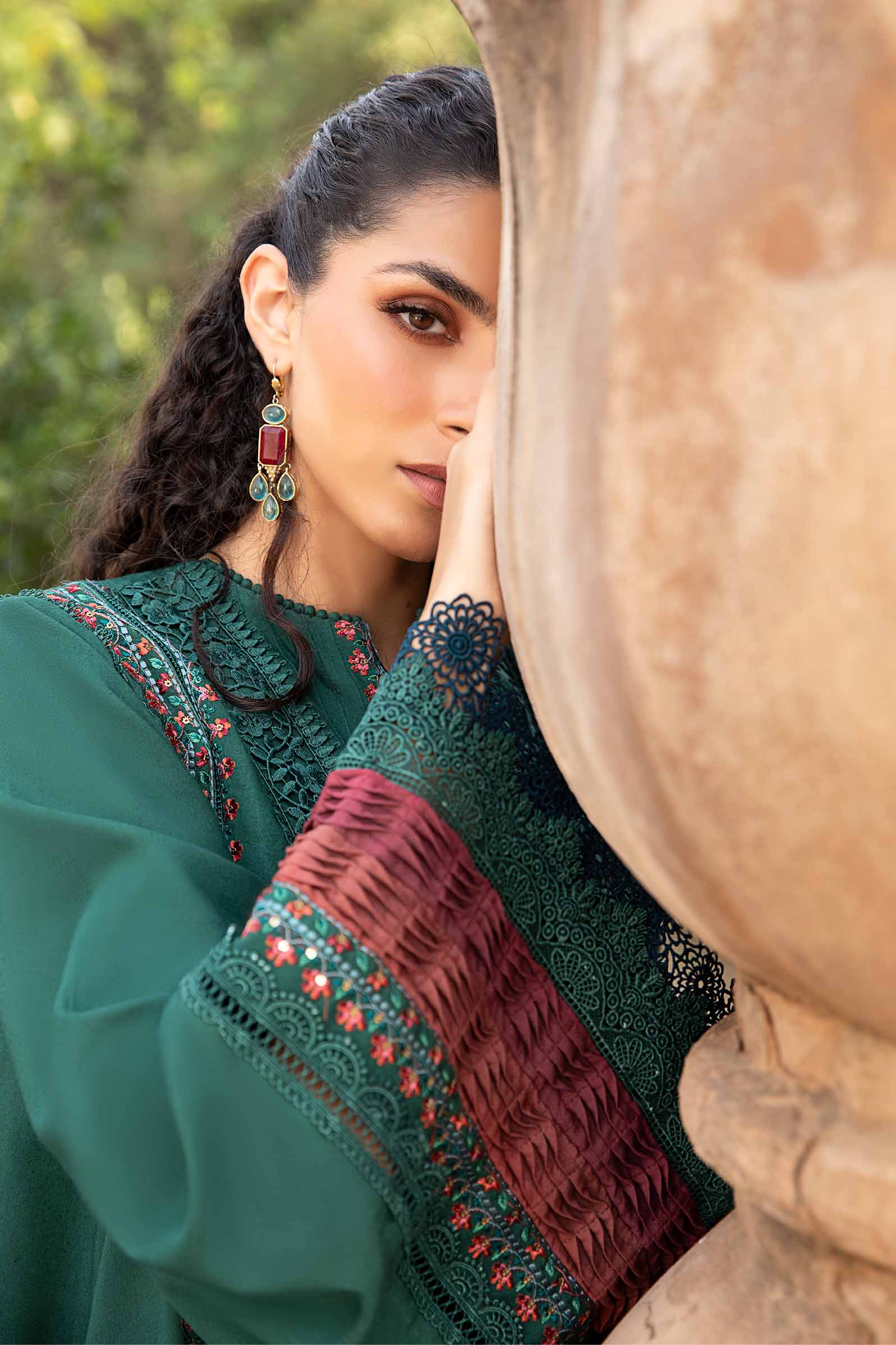 Maria.B - 3PC Dhanak Embroidered Suit - USME-014098