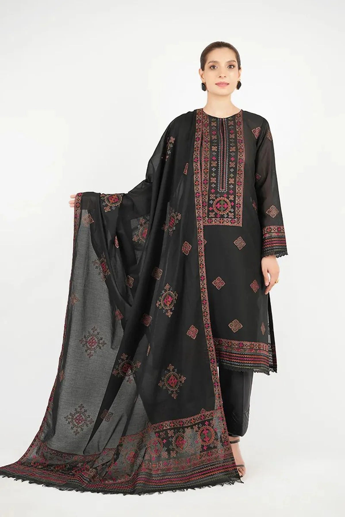 Bareeze - 3PC Luxury Dhanak Embroidered Suit - USME-015002