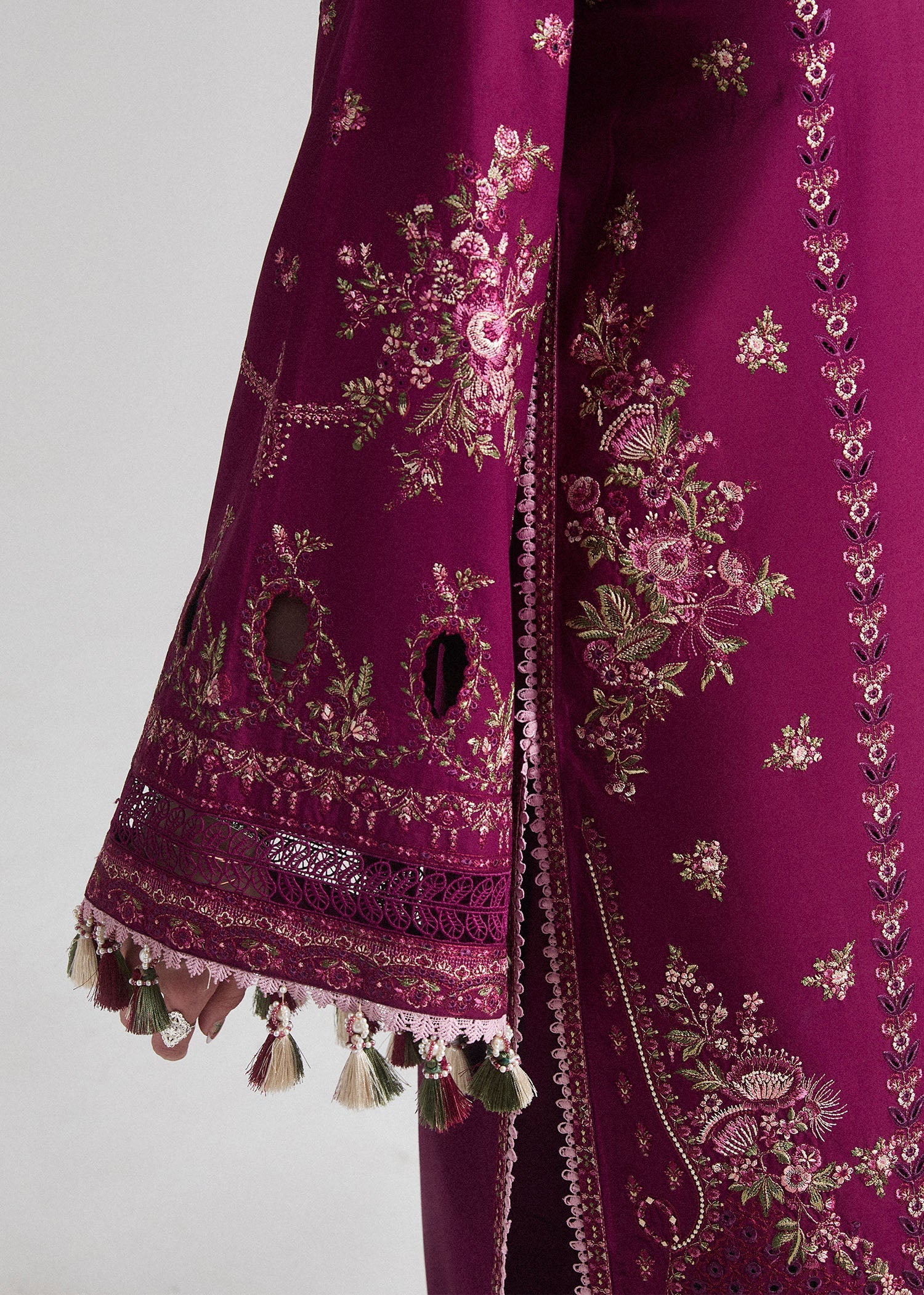 Hussain Rehar - 3PC Luxury Dhanak Embroidered Suit - USME-015027