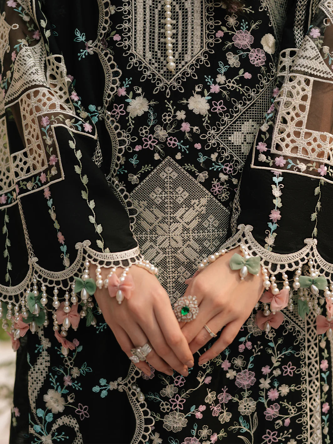BIN ILYAS  - 3PC Luxury Dhanak Embroidered Suit - USME-015045
