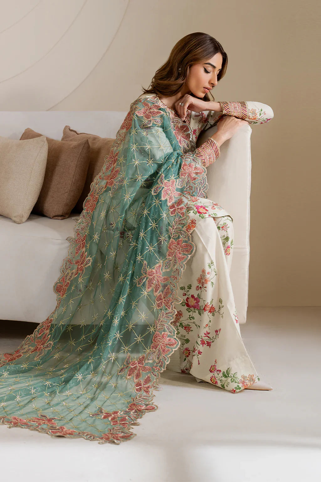 IZNIK - 3PC Luxury Embroidered Suit - USME-016011