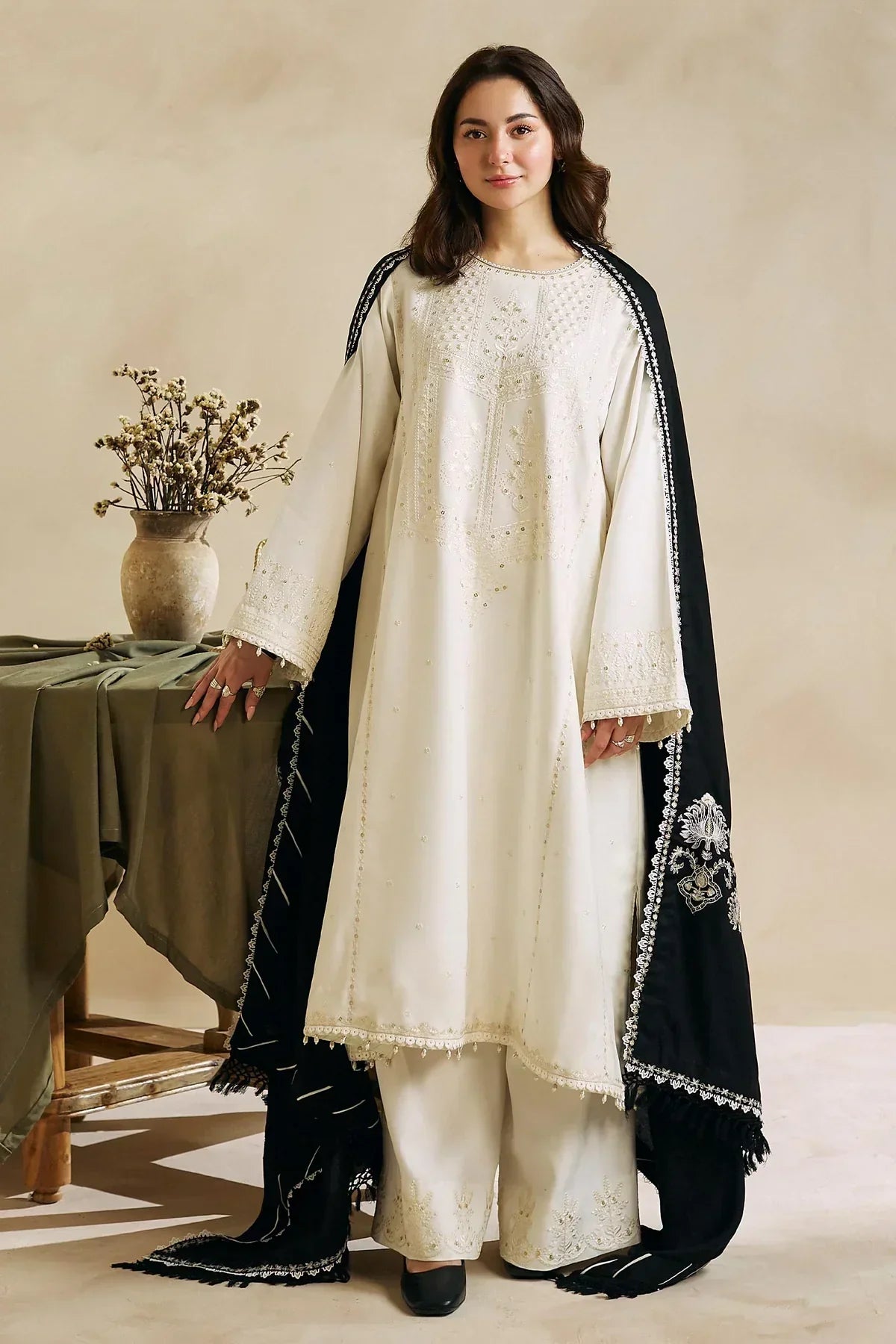 Zara Shahjaha - 3PC Dhanak Embroidered Suit - USME-014075