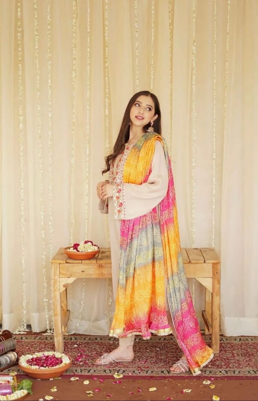 Aisling - 3PC Lawn Embroidered Suit - USFA-0304