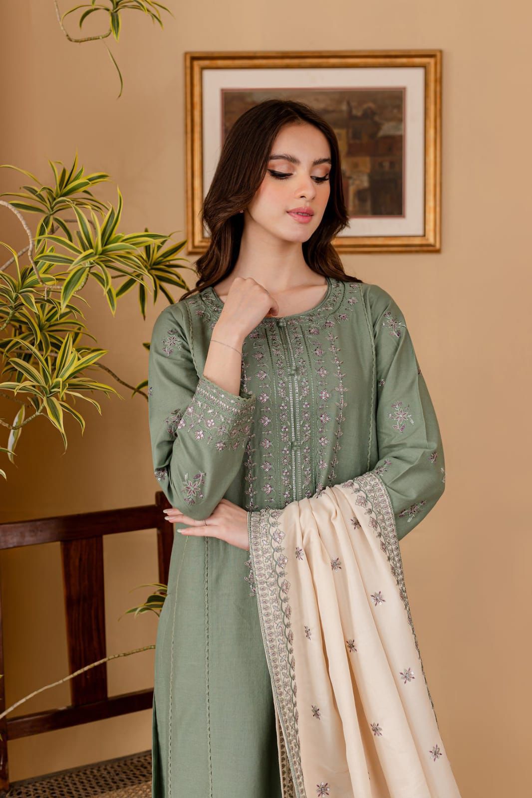 BATIK - 3PC Dhanak Embroidered Suit - USME-05037