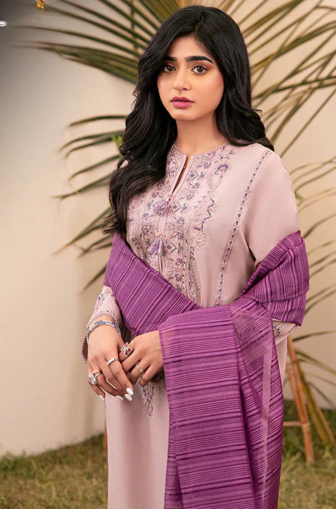 IZNIK - 3PC Lawn Embroidered Suit - USME-012035